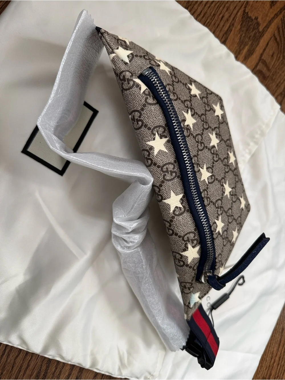 Gucci new authentic